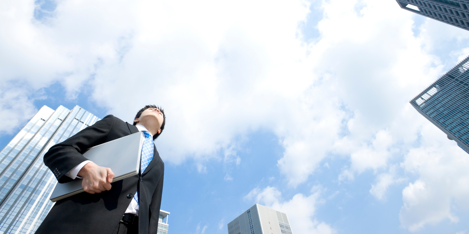 SMILE CORP. 生活を楽しく 笑顔を創る